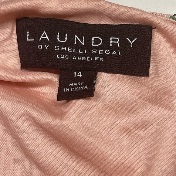 Laundry By Shelli Segal Pink and Gold Asymmetrical Dress - Picture 14 of 16